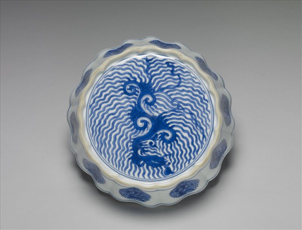 青花團鳳紋葵式洗