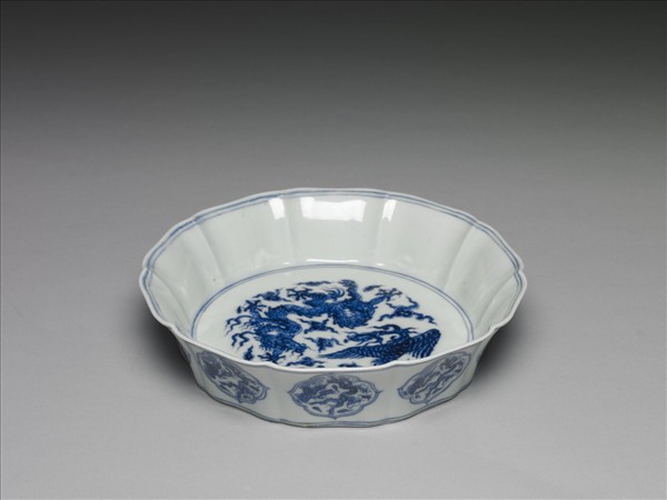 青花龍鳳紋葵式洗