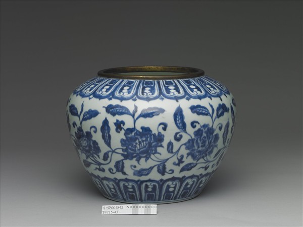 青花轉枝四季花卉紋大罐