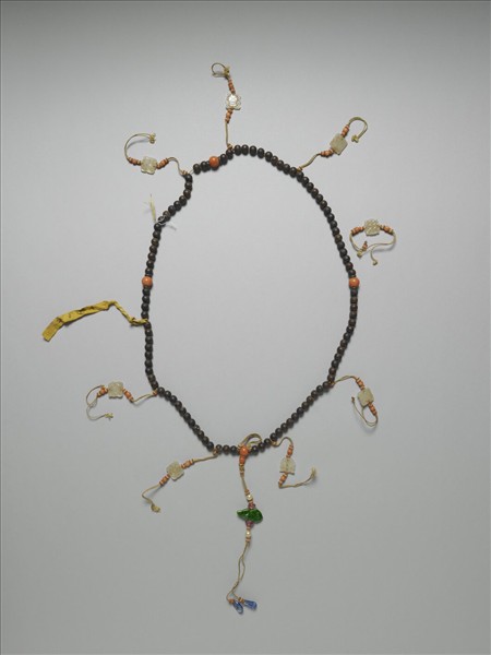 沉香木玉墜飾數珠