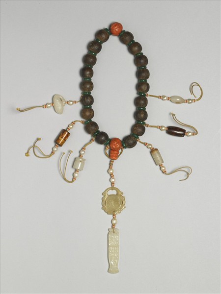 茄楠木玉墜飾手串