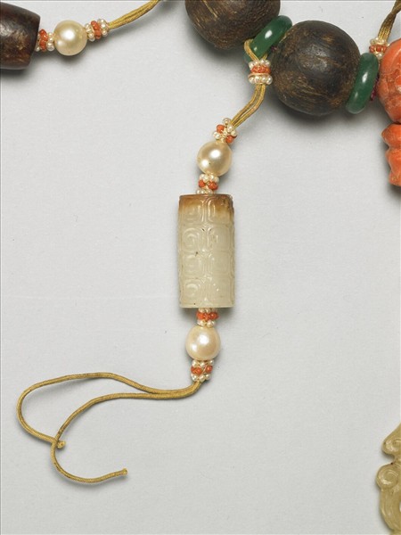 茄楠木玉墜飾手串