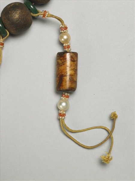 茄楠木玉墜飾手串