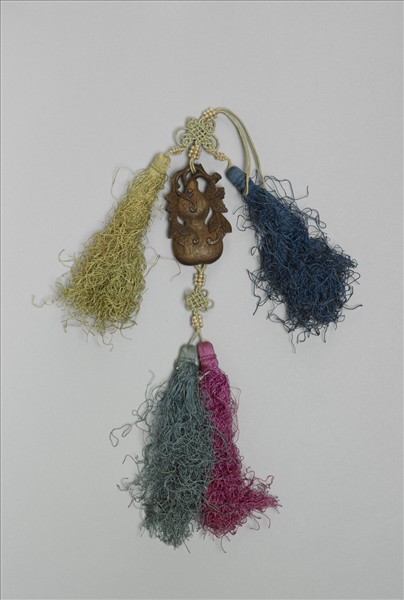 茄楠木雕葫蘆香佩