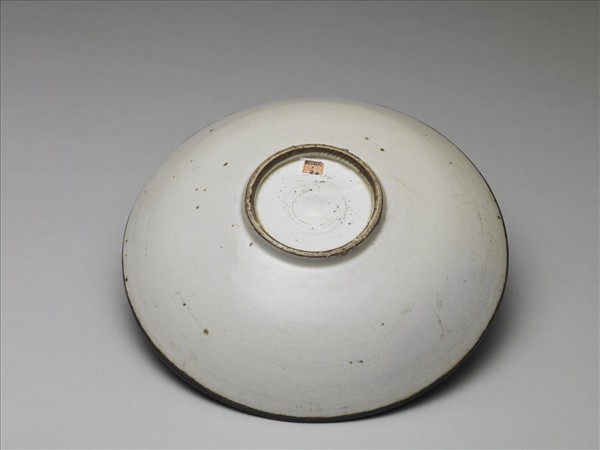 定窯 白瓷劃花蓮紋盤