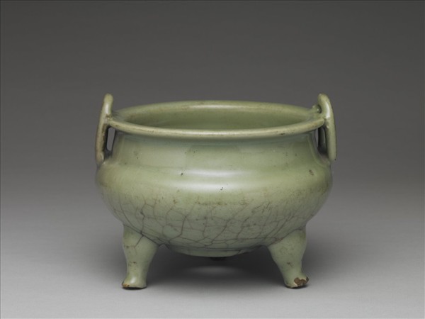龍泉窯 青瓷三足爐