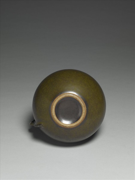 茶葉末釉螭耳花澆