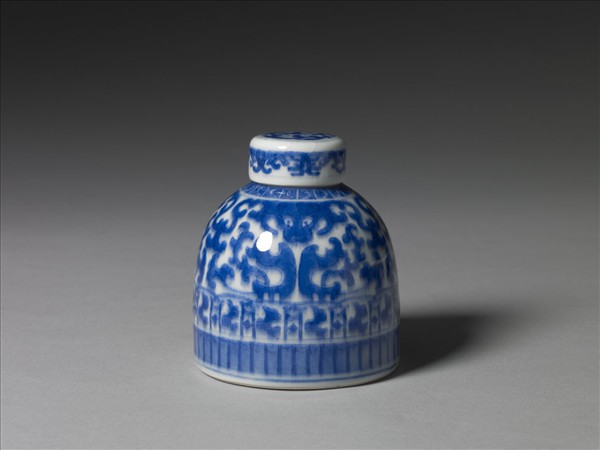 青花夔龍紋蓋罐