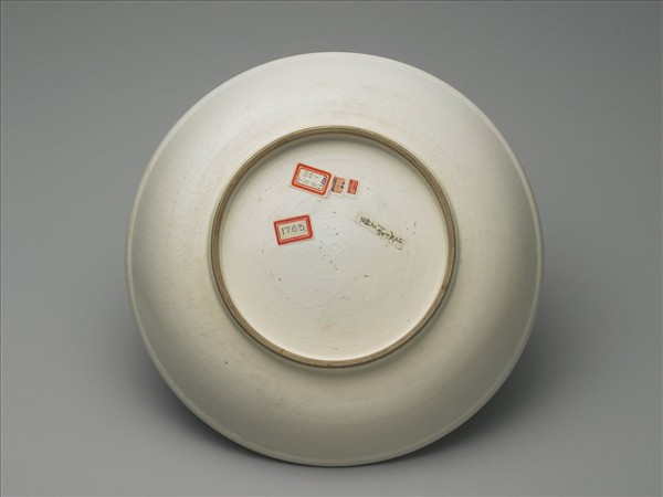 白瓷雙魚水波紋暗花洗