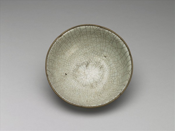 哥窯 青瓷葵口碗