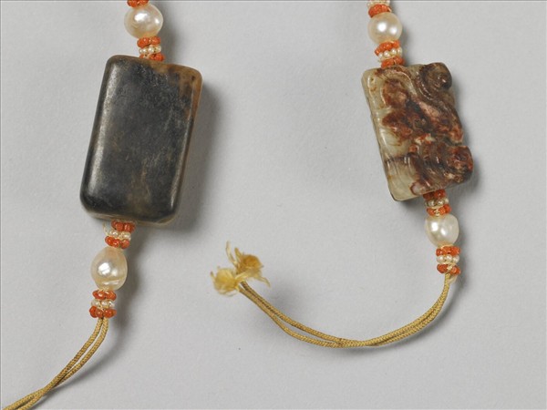 茄楠木玉墜飾手串