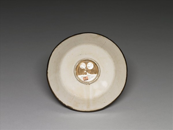 定窯 白瓷葵口折腰盤