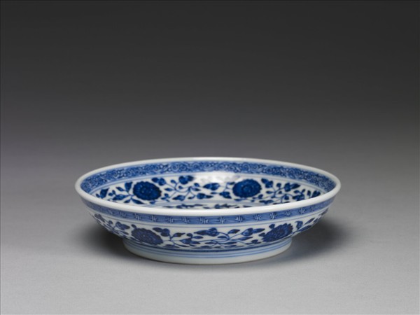 青花四季花卉紋盤