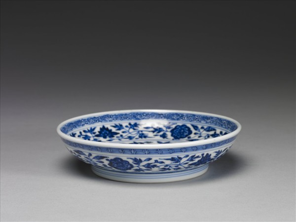 青花四季花卉紋盤