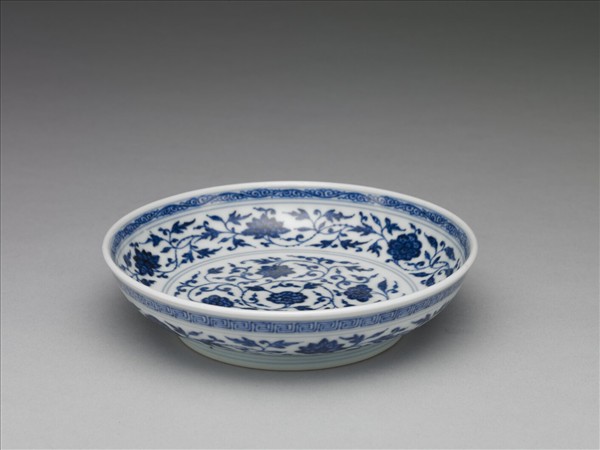 青花四季花卉紋盤