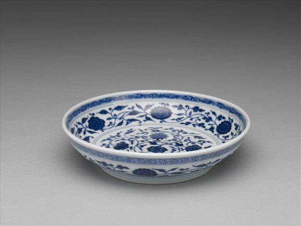 青花四季花卉紋盤