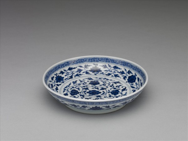 青花四季花卉紋盤