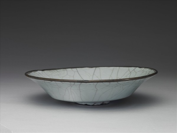 官窯 青瓷葵口盤