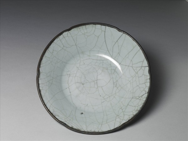 官窯 青瓷葵口盤