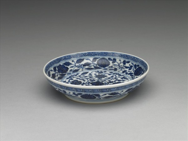 青花四季花卉紋盤