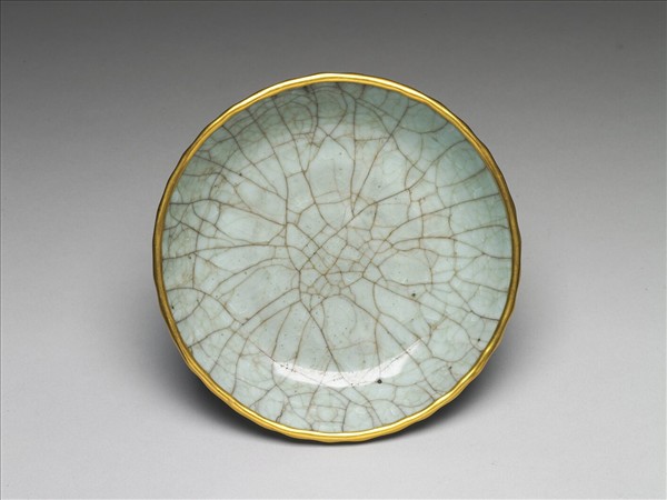 官窯 青瓷菊花式盤