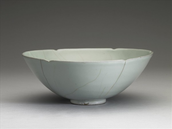 官窯 青瓷葵口碗