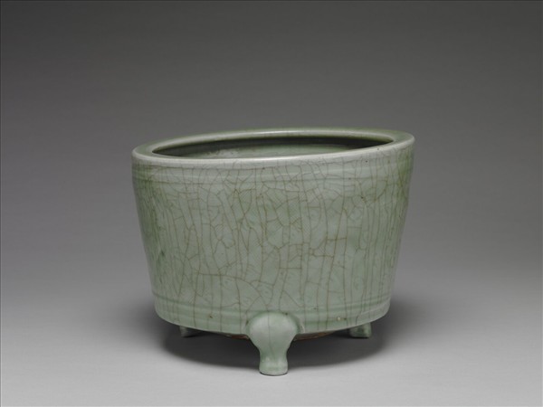 龍泉窯 青瓷三足爐