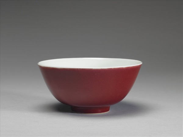 霽紅釉碗