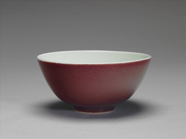 霽紅釉碗