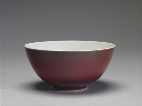 霽紅釉碗
