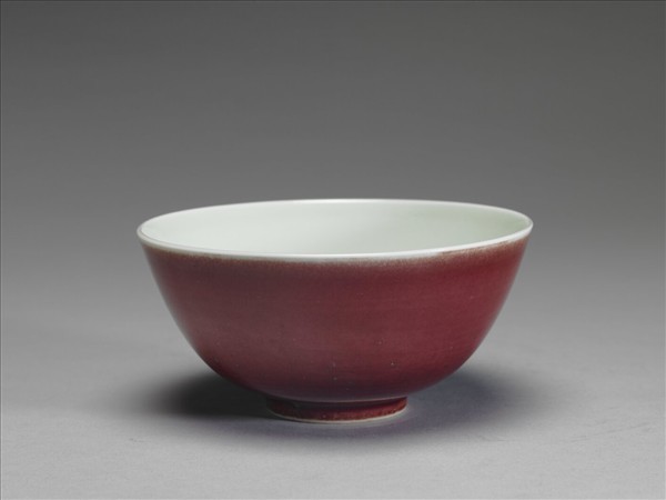 霽紅釉碗
