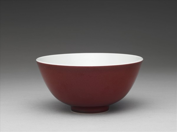 霽紅釉碗
