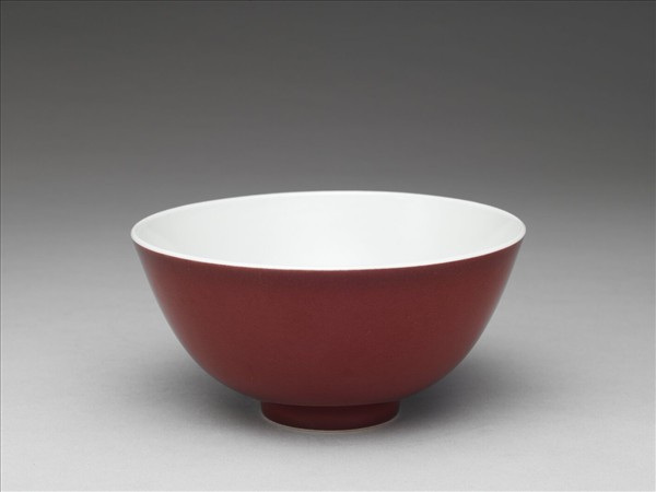 霽紅釉碗