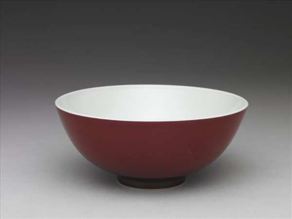 霽紅釉碗