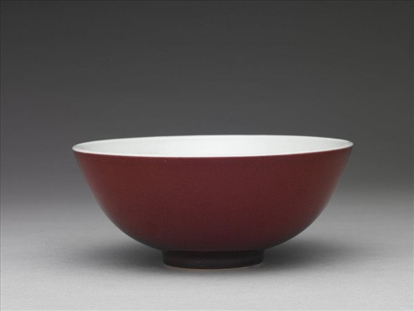 霽紅釉碗