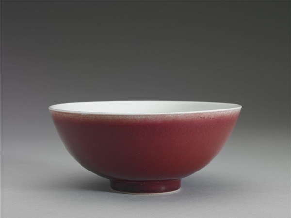 霽紅釉碗