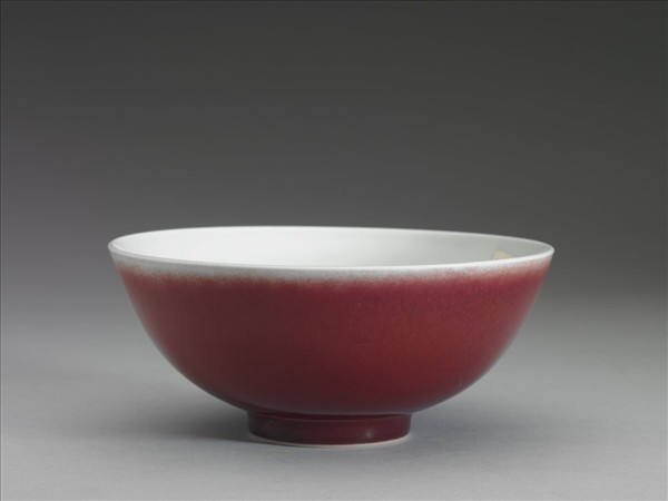 霽紅釉碗