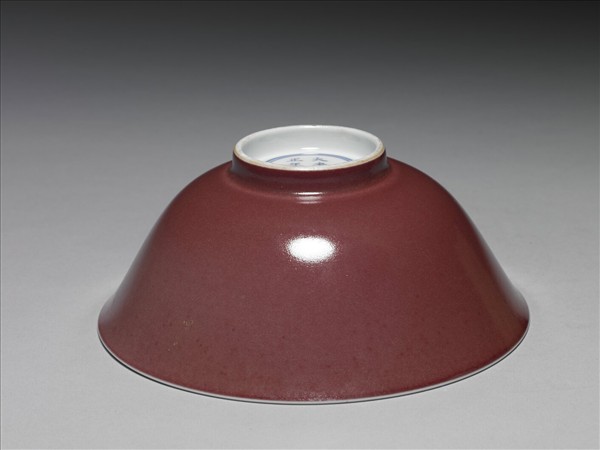 霽紅釉碗
