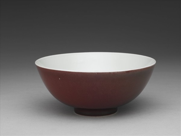 霽紅釉碗