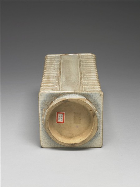 石灣窯 白瓷蓍草瓶