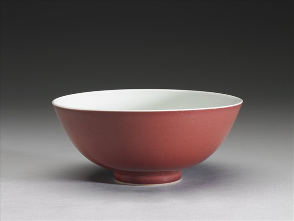 霽紅釉碗