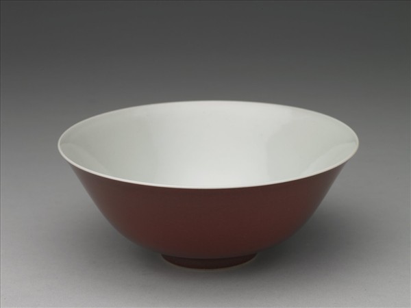 霽紅釉碗