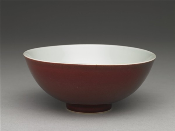 霽紅釉碗