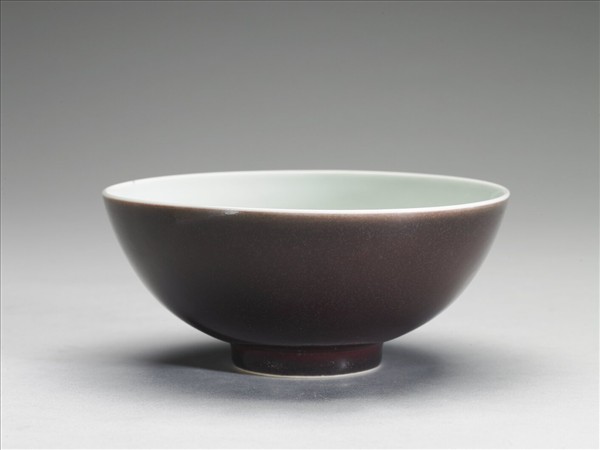 霽紅釉碗