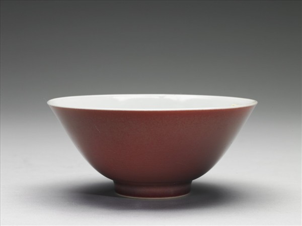 霽紅釉碗