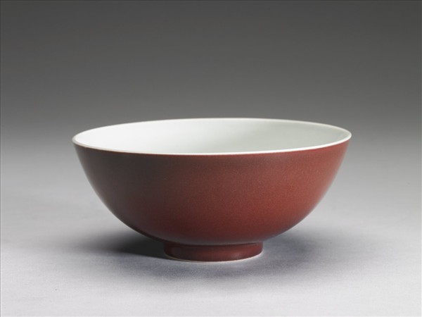 霽紅釉碗