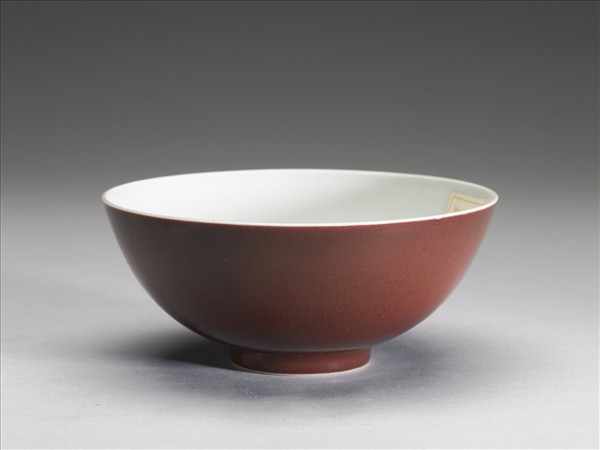 霽紅釉碗