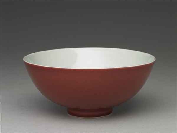 霽紅釉碗
