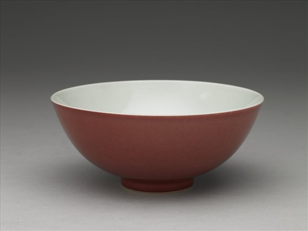 霽紅釉碗