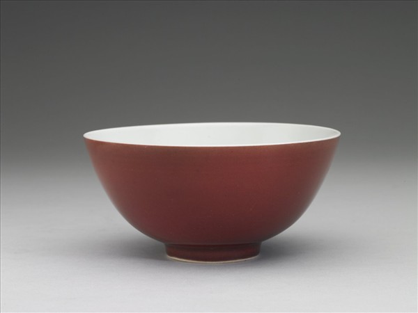 霽紅釉碗